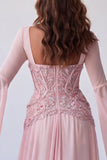 Vestito lungo elegante a maniche svasate rosa chiaro corsetto a linea A con paillettes