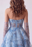 Corsetto blu polveroso a linea A con volant e abito da ballo lungo senza spalline
