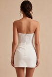 Abito mini da sposa bodycon senza spalline con pizzo
