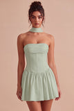 Abito da bridal shower senza spalline in linea A con sciarpa al collo
