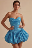 Abito di Homecoming con paillettes blu a linea A in forma scintillante, orlo a bolle, corto