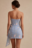 Corsetto bodycon blu senza spalline Ricamato a fiori Abito corto da ritorno a casa con fascia
