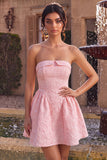 Vestito corto di cocktail rosa Jacquard rosa A-Line con volant senza spalline