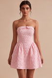 Vestito corto di cocktail rosa Jacquard rosa A-Line con volant senza spalline