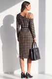 Abito da lavoro midi a maniche lunghe in tweed nero a spalle fredde