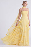 Abito da damigella lunga senza spalline in chiffon Daffodil con fiori 3D