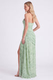 Dusty Sage Corset senza spalline sirena in chiffon arricciata lungo vestito da damigella d'onore floreale con fessura