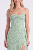 Dusty Sage Corset senza spalline sirena in chiffon arricciata lungo vestito da damigella d'onore floreale con fessura