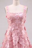 Abito corto di cocktail rosa a scollo quadrato a scollo quadrato con appliche
