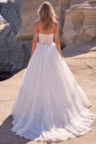 Corsetto bianco a linea basca con vita basca e abito da sposa lungo