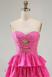 Vestito di Homecoming Fucsia con perline a perline e ritagliato a scatto