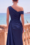 Abito elegante lungo da sirena asimmetrica e arricciata blu navy con nastro laterale