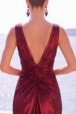 Abito formale lungo a spalme metallico sirena color Bordeaux con fessura