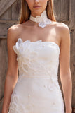 Abito corto da bridal shower corto in Bodycon Perle senza spalline Ivory con fiore 3D