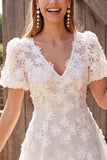 Abito corto da bridal shower corto a scolletto a V floreale appliquedato in stile A-Line