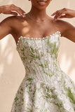 Corsetto perla verde chiaro A-line Vita basca senza spalline Abito corto da homecoming