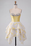 Corsetto giallo A-Line Sweetheart con stampa alta-bassa e strass