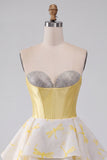 Corsetto giallo A-Line Sweetheart con stampa alta-bassa e strass