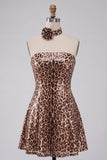 Abito corto senza spalline a fine homecoming con stampa leopardata e paillettes scintillanti con collarino a rosetta