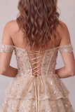 Corsetto champagne spuntato sulle spalle abito corto di fine anno con perline