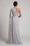 Vestito da madre della sposa grigio a sago, scollo alto, arricciata su una spalla, lungo
