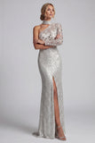 Vestito Maxi Madre della Sposa con guaina grigia, paillettes su una spalla, con fessura laterale