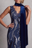 Abito lungo di merletto in pizzo blu navy sirena con drappeggio