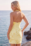 Vestito corto di ritorno a casa con ricco rassegnato al narciso e ricamo floreale