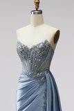 Corsetto blu trasparente a scollo a V in rassis con spalline e vestito lungo da cerimonia con spacco