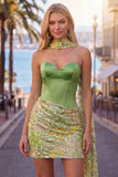 Vestito di Homecoming con corsetto verde bodycon corsetto a cuore, paillettes, con sciarpa al collo