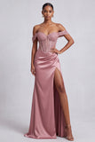 Corsetto rosa polveroso spuntato sulle spalle Guaina in raso Paillettes lungo abito da ballo con perline