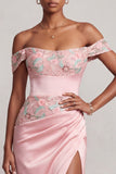 Vestito da cerimonia rosa con guaina soffusa sulle spalle ricamo floreale in raso arricciato lungo con fessura