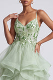 Verde chiaro A-Line con spalline a livelli Abito da cerimonia lungo con applici