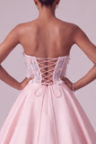 Vestito da cerimonia blush Corsetto senza spalline Abito da ballo trasparente in raso con applicazioni a farfalla 3D