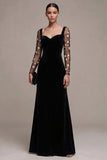 Abito nero A-Line Sweetheart a maniche lunghe in velluto Maxi con ricamo