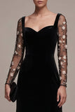 Abito nero A-Line Sweetheart a maniche lunghe in velluto Maxi con ricamo