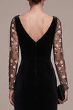 Abito nero A-Line Sweetheart a maniche lunghe in velluto Maxi con ricamo