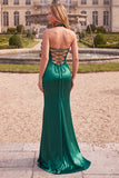 Abito lungo da cerimonia in raso sirena verde scuro con perline