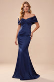 Abito lungo elegante in raso a spalle scoperte da sirena blu scuro