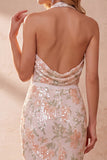 Abito da invitata al matrimonio midi con paillettes scollo halter a guaina color avorio e pizzo