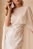 Abito da invitate Maxi con scollo battuto in priva d'avorio e mantello di chiffon