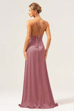 Borgogna A Line Spaghetti Straps Backless Satin Abito da damigella d'onore lungo con fessura