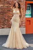 Abito da cerimonia con corsetto sirena con paillettes e champagne