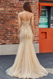 Abito da cerimonia con corsetto sirena con paillettes e champagne