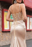 Abito da cerimonia sirena con corsetto con perline e champagne