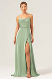Borgogna A Line Spaghetti Straps Backless Satin Abito da damigella d'onore lungo con fessura
