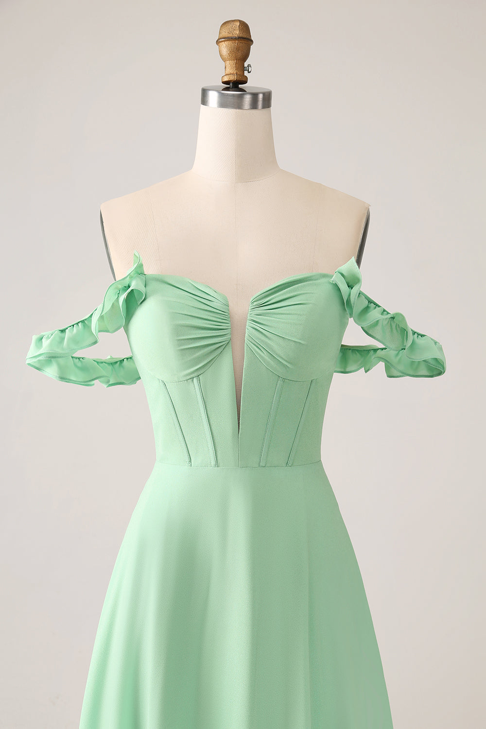 Verde A Line Fuori dalla spalla Corsetto Abito da damigella d'onore con volant