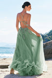 Verde A-Line Spaghetti Straps Tulle Abito lungo da cerimonia con incrocio posteriore