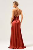 Borgogna A Line Spaghetti Straps Backless Satin Abito da damigella d'onore lungo con fessura