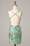 Fare Magic Stub V-Neck Green Sequins Short Homecoming Dress con Backless